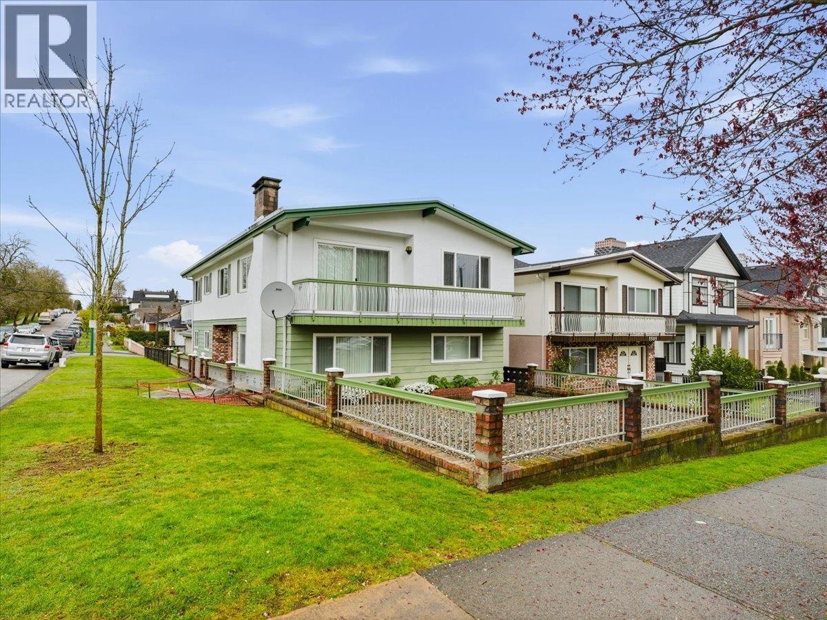 3395 Church Street, Vancouver, British Columbia  V5R 4W7 - Photo 2 - R3137941