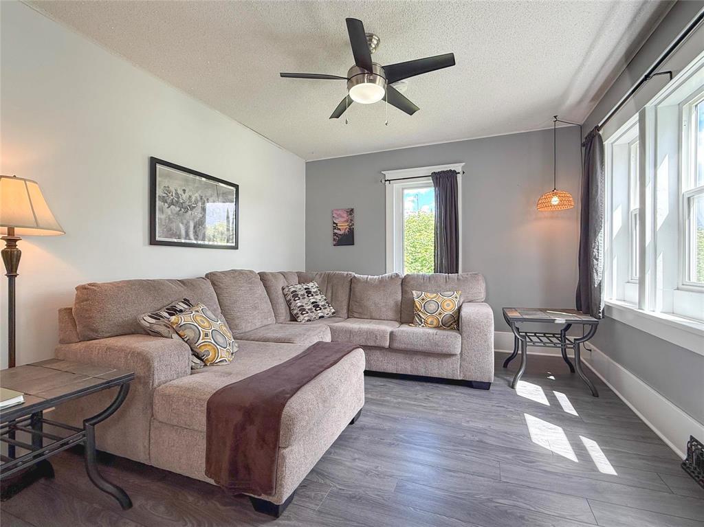 35 Lilac Avenue, Hamiota, Manitoba  R0M 0T0 - Photo 6 - 202609513