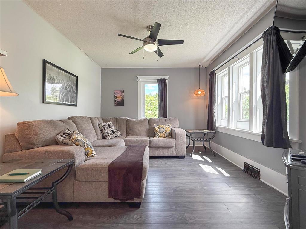 35 Lilac Avenue, Hamiota, Manitoba  R0M 0T0 - Photo 5 - 202609513