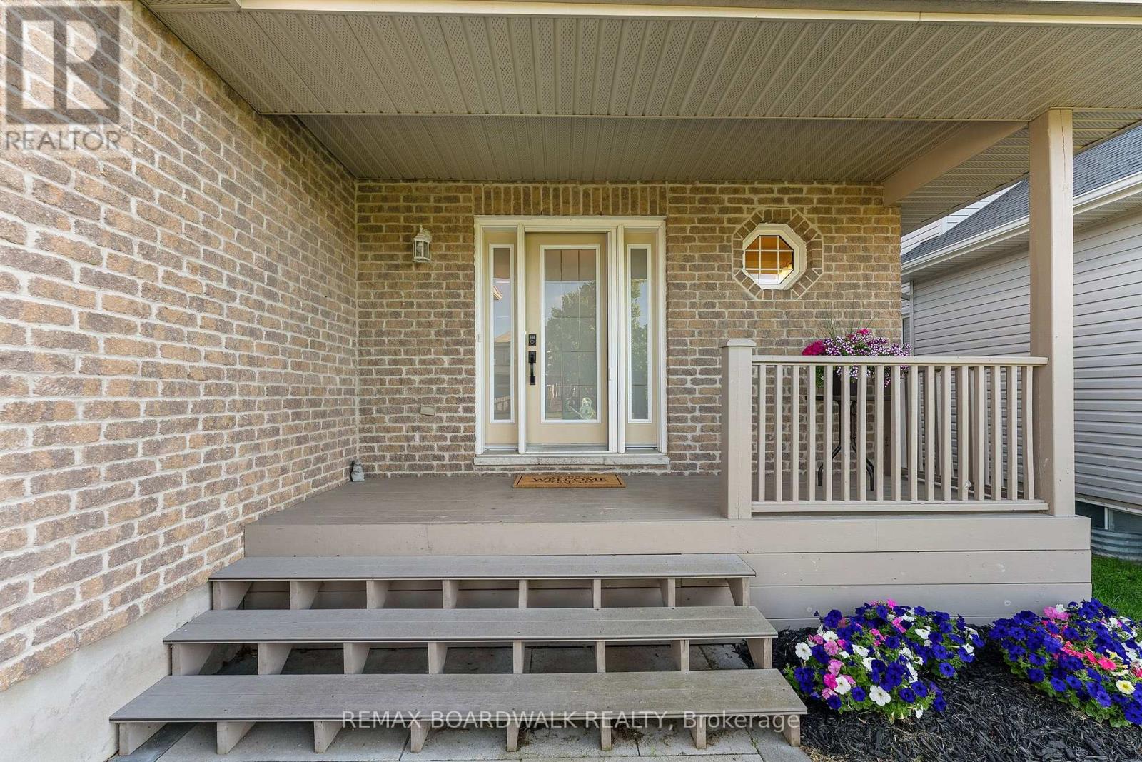 66 Short Road, Arnprior, Ontario K7S 3X9 - Photo 3 - X13468962