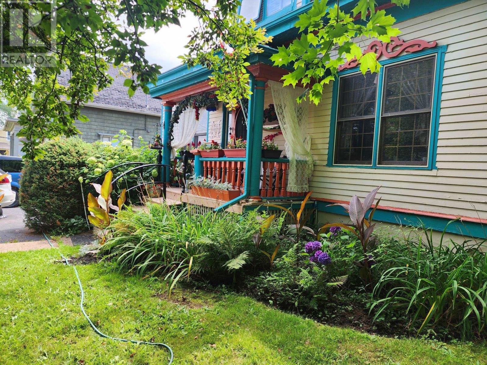 162 Belmont Street, Summerside, Prince Edward Island  C1N 1J9 - Photo 3 - 202615078