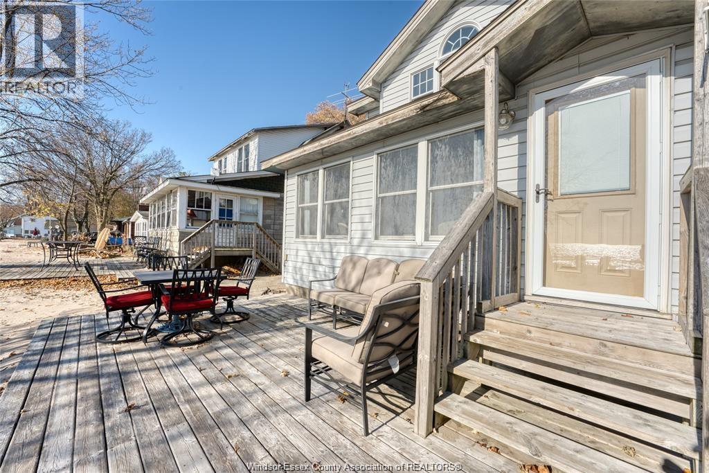 1049 Heritage Road, Kingsville, Ontario N9Y 2E6 - Photo 21 - 26014684