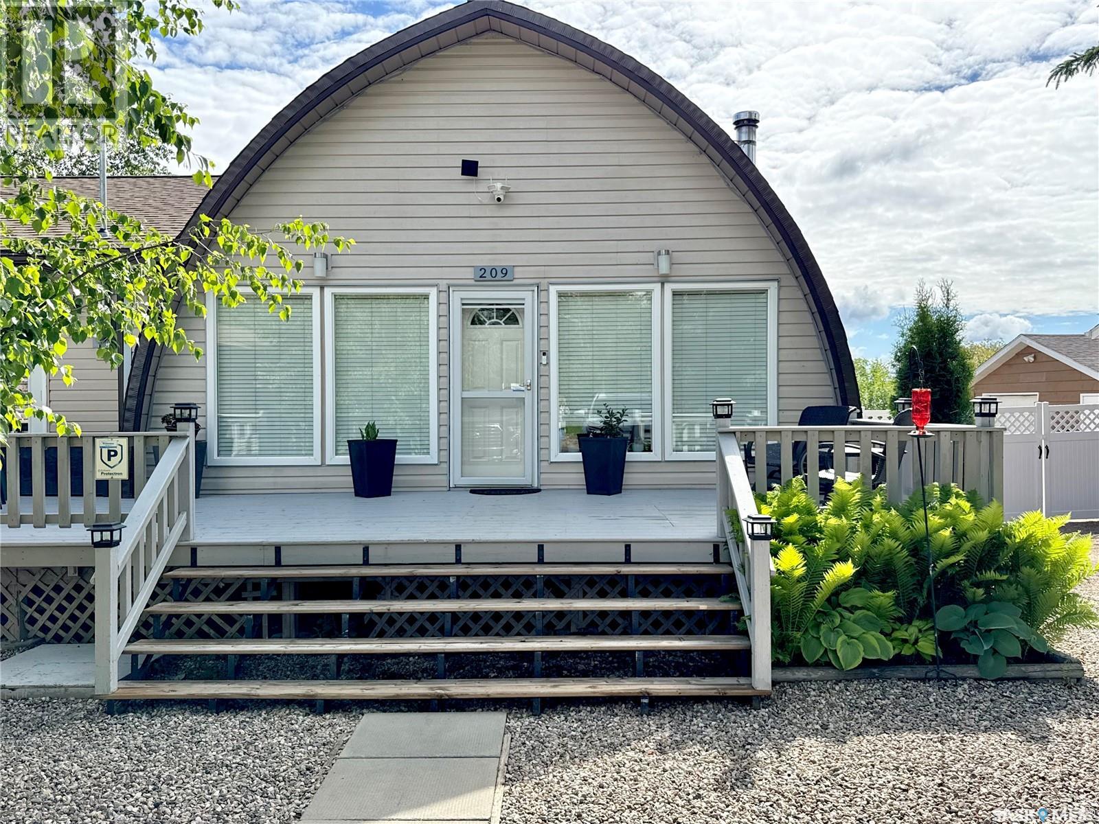 209 Lakeview Avenue N, Morin Lake, Saskatchewan S0J 2X0 - Photo 3 - SK032939