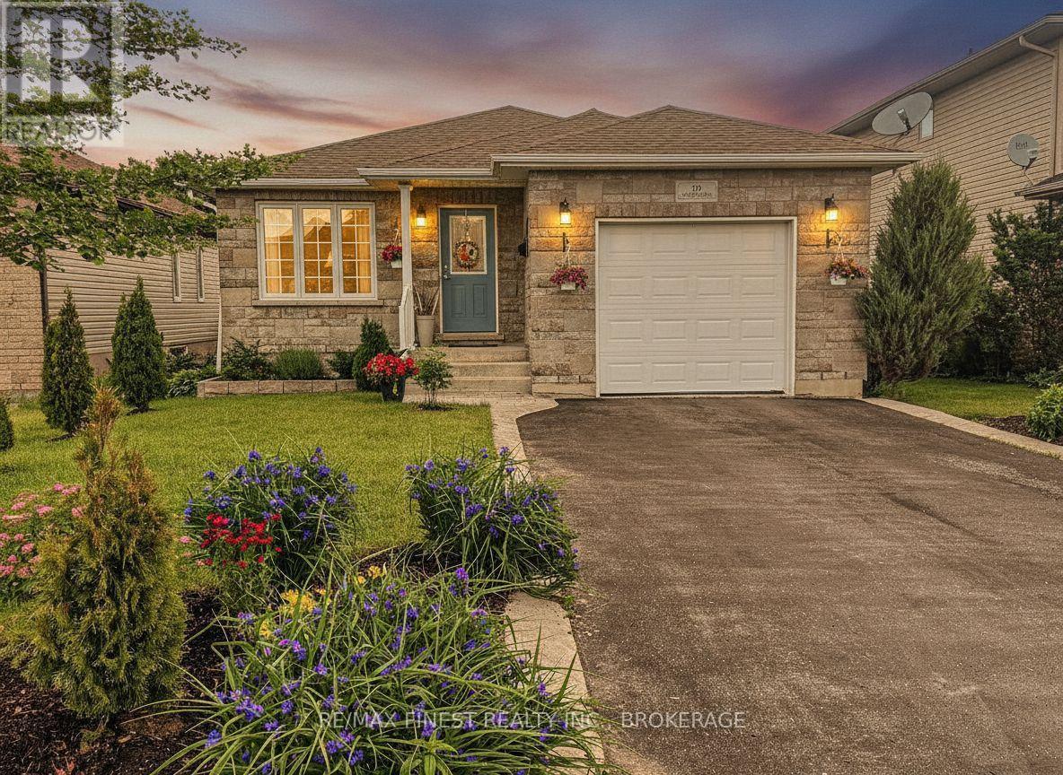 119 Hogan Crescent, Loyalist, Ontario  K7N 0A6 - Photo 1 - X13468886