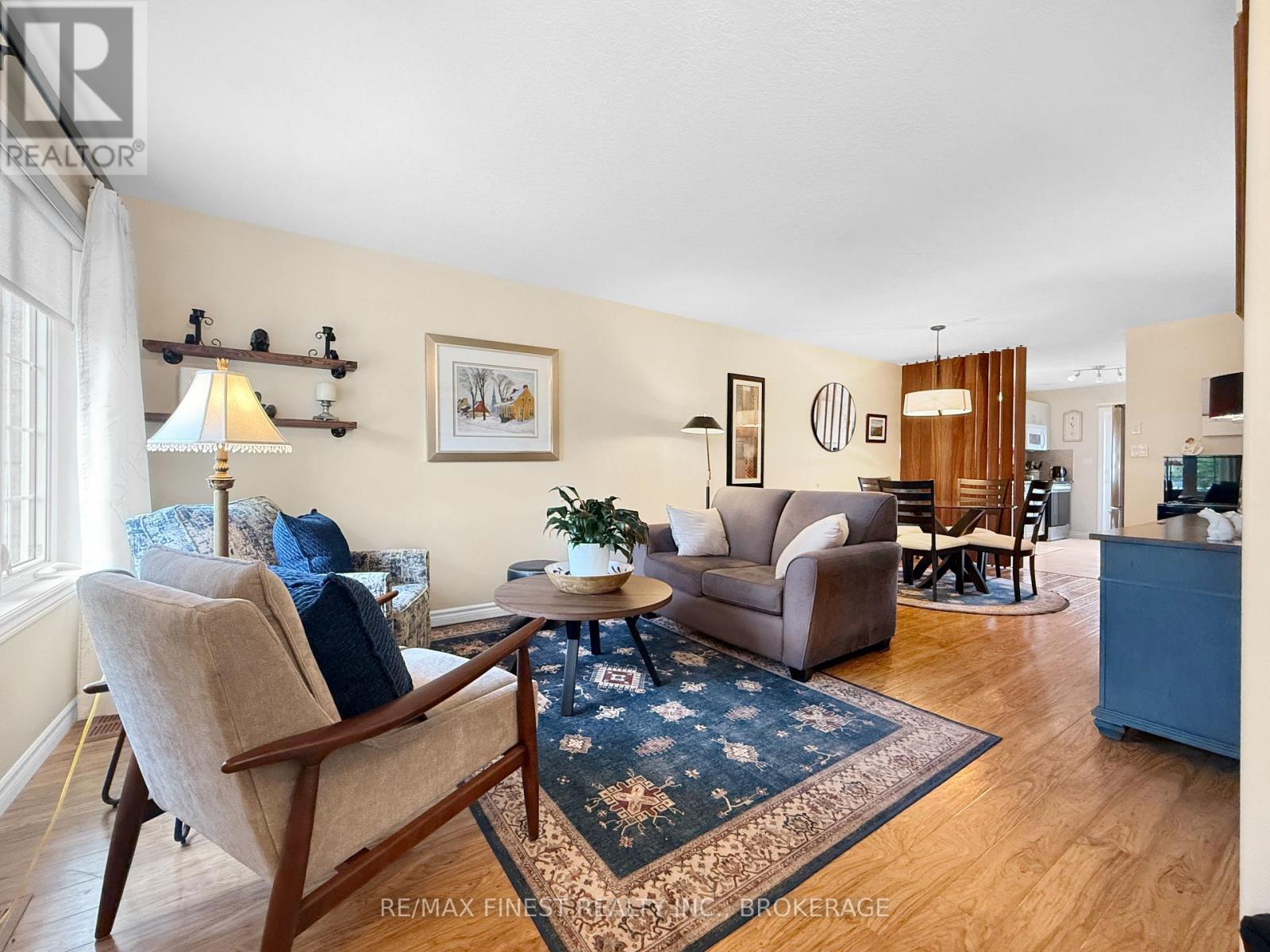 119 Hogan Crescent, Loyalist, Ontario  K7N 0A6 - Photo 2 - X13468886