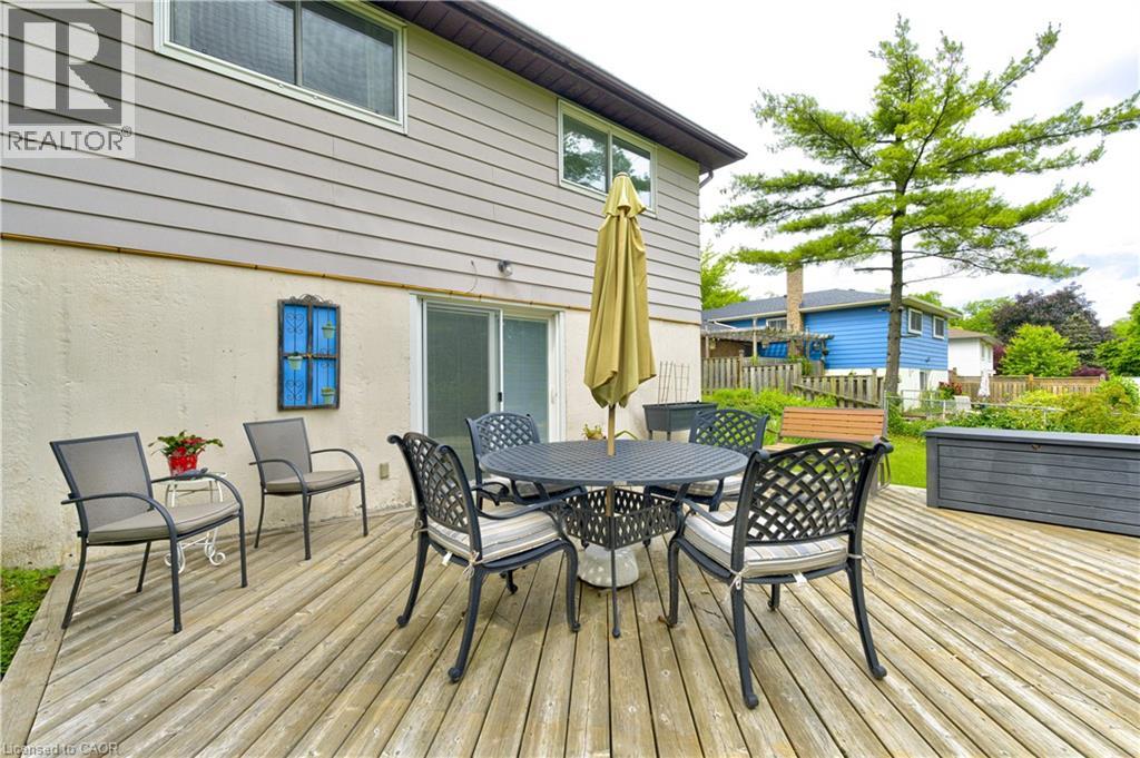 2020 Coral Crescent, Burlington, Ontario  L7P 3K5 - Photo 29 - 40841364
