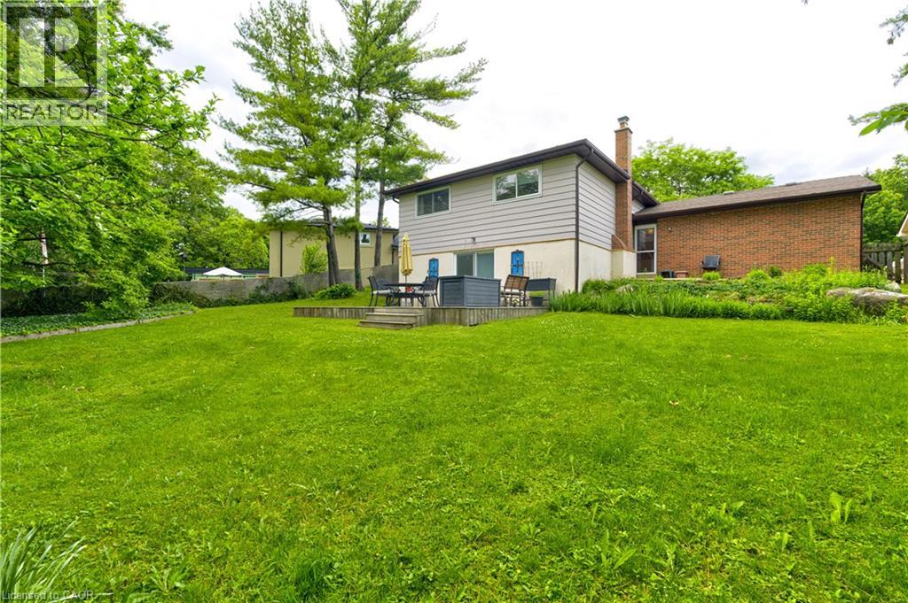 2020 Coral Crescent, Burlington, Ontario  L7P 3K5 - Photo 32 - 40841364