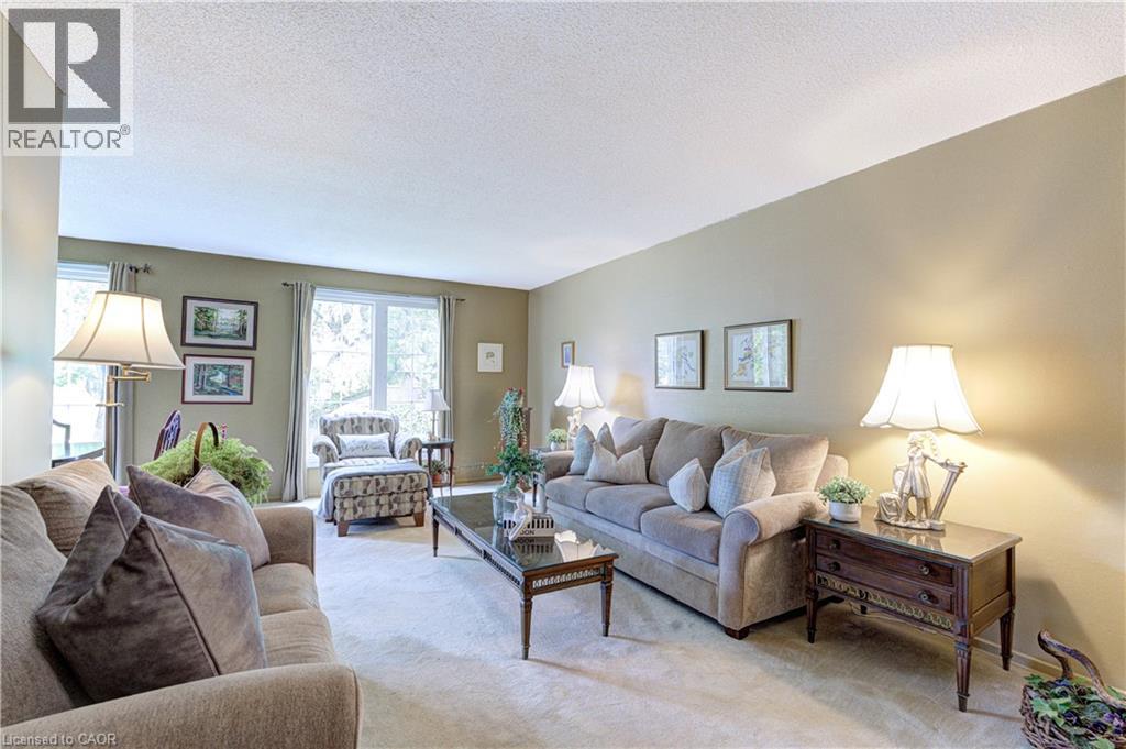 2020 Coral Crescent, Burlington, Ontario  L7P 3K5 - Photo 5 - 40841364