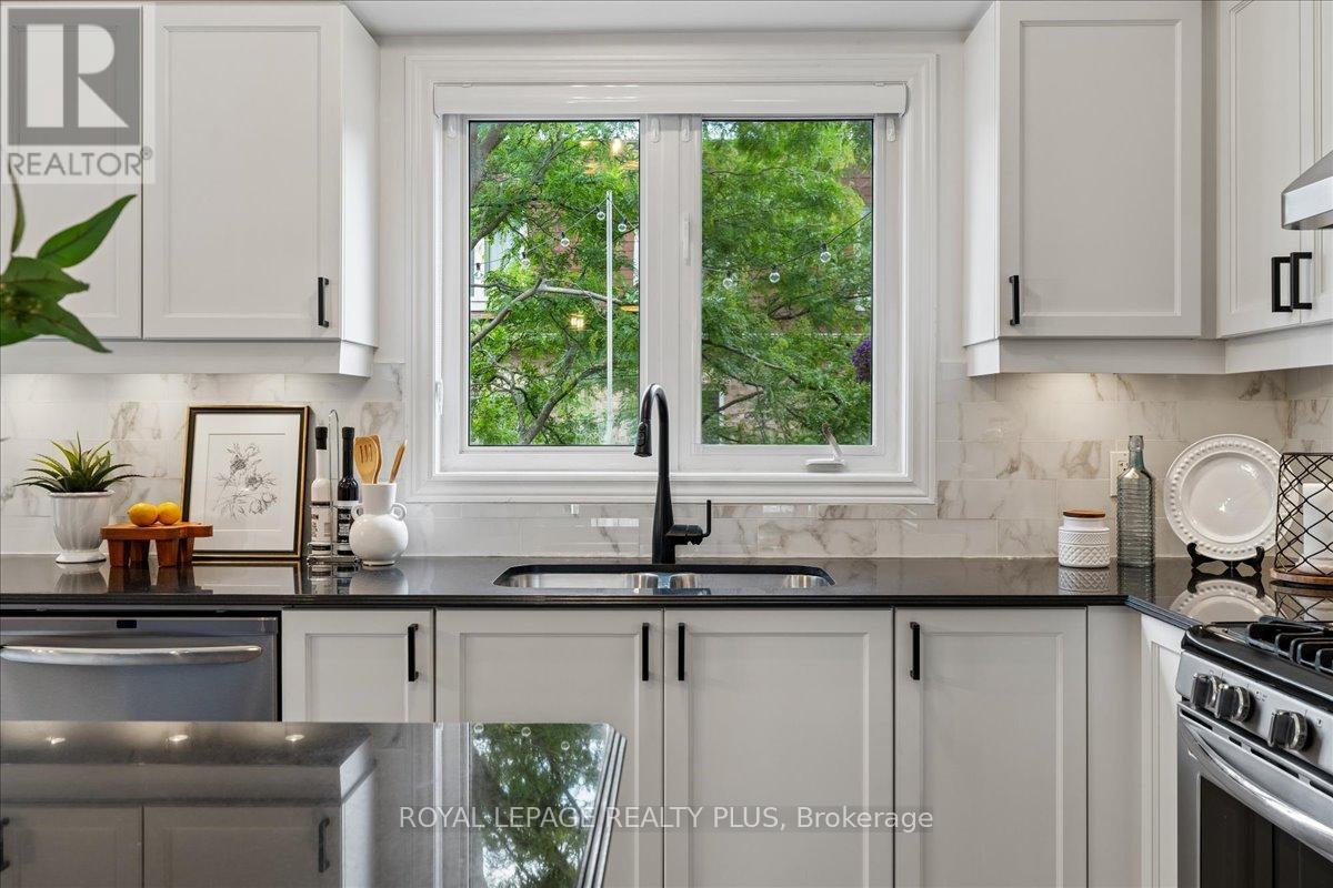 29 Jeremiah Lane, Toronto, Ontario  M1J 0A3 - Photo 14 - E13456840