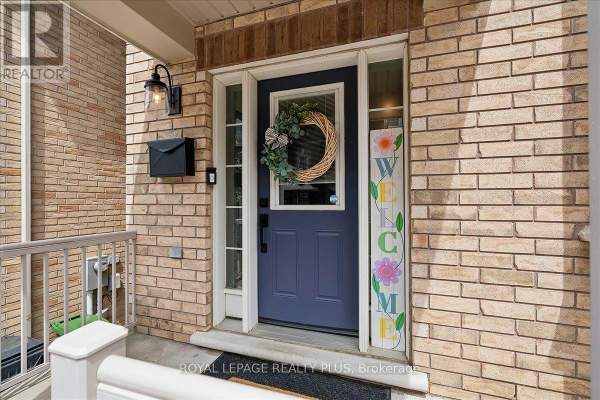 29 Jeremiah Lane, Toronto, Ontario  M1J 0A3 - Photo 2 - E13456840
