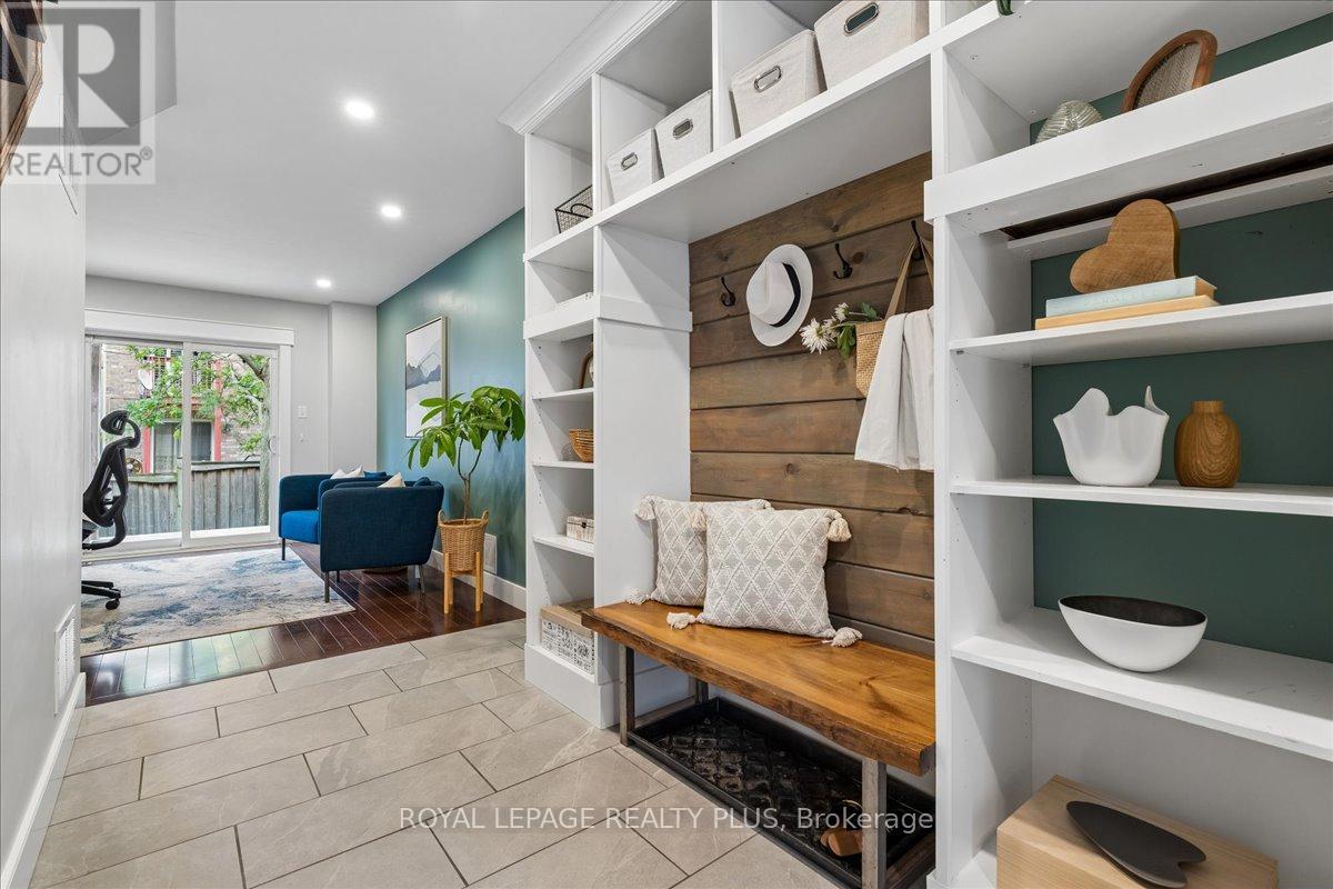 29 Jeremiah Lane, Toronto, Ontario  M1J 0A3 - Photo 4 - E13456840