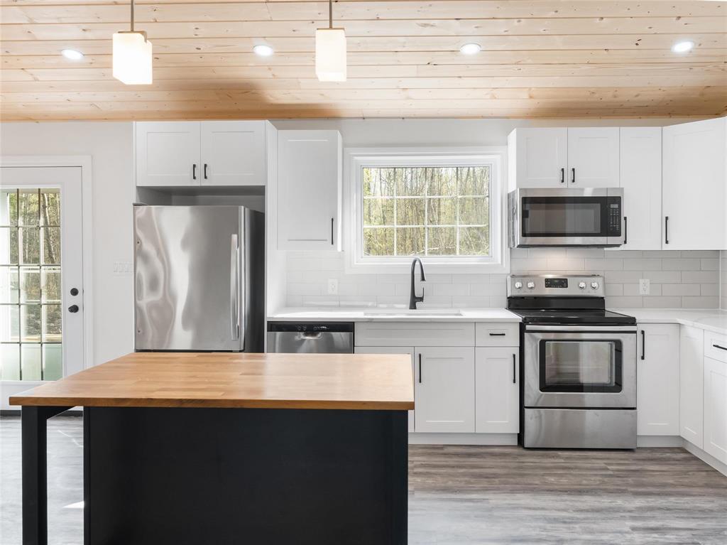 35 Merganser Drive, Lac Du Bonnet Rm, Manitoba  R0E 1A0 - Photo 11 - 202608467