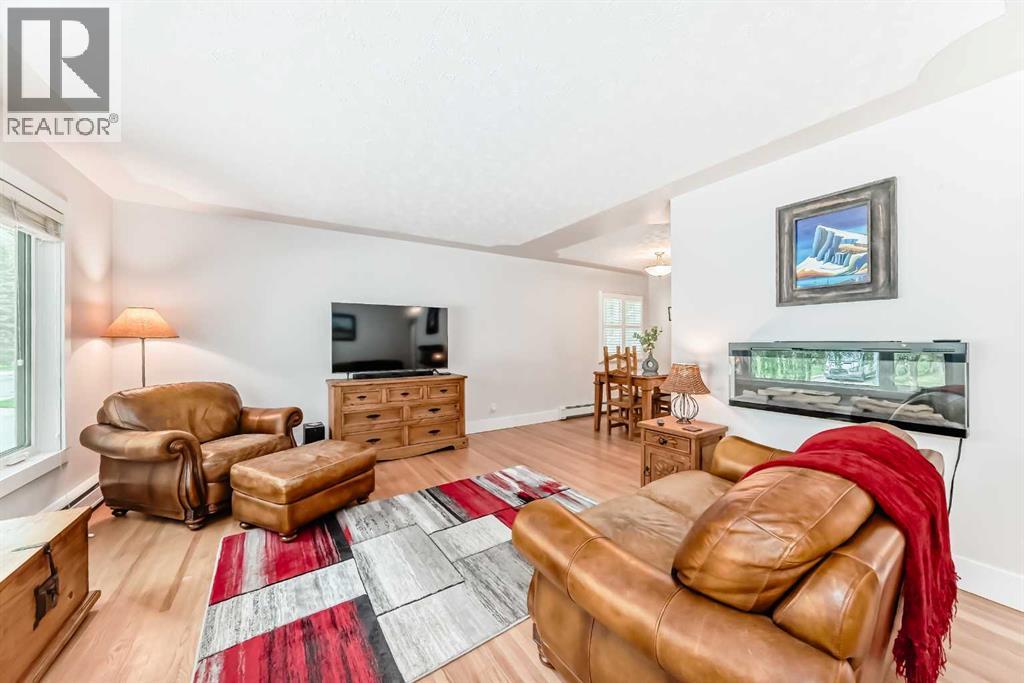 8215 5 Street SW, Calgary, Alberta  T2V 1C6 - Photo 4 - A2319825