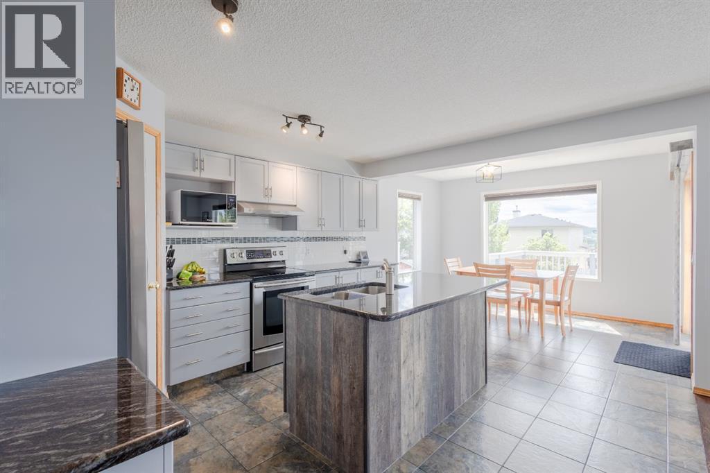 124 Tuscany Hills Park Nw, Calgary, Alberta  T3L 2A3 - Photo 4 - A2319945