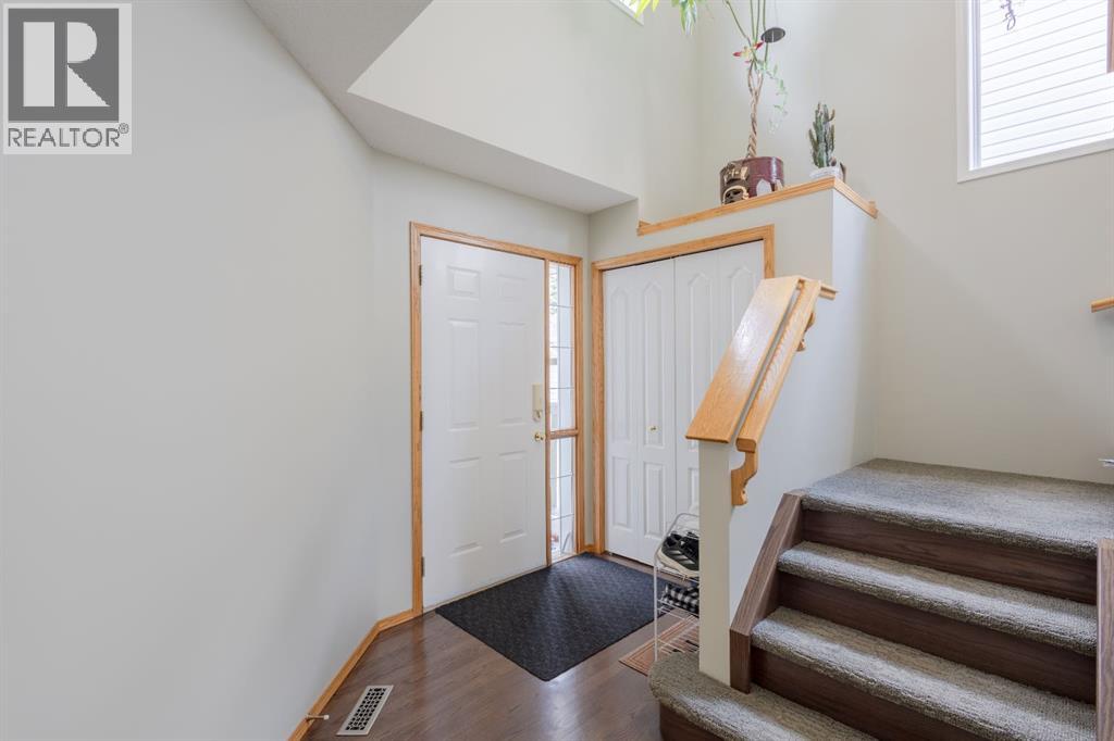 124 Tuscany Hills Park Nw, Calgary, Alberta  T3L 2A3 - Photo 3 - A2319945