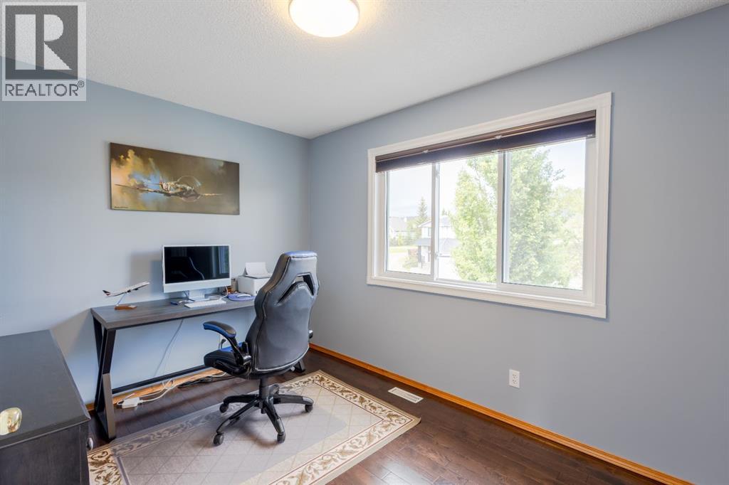 124 Tuscany Hills Park Nw, Calgary, Alberta  T3L 2A3 - Photo 23 - A2319945