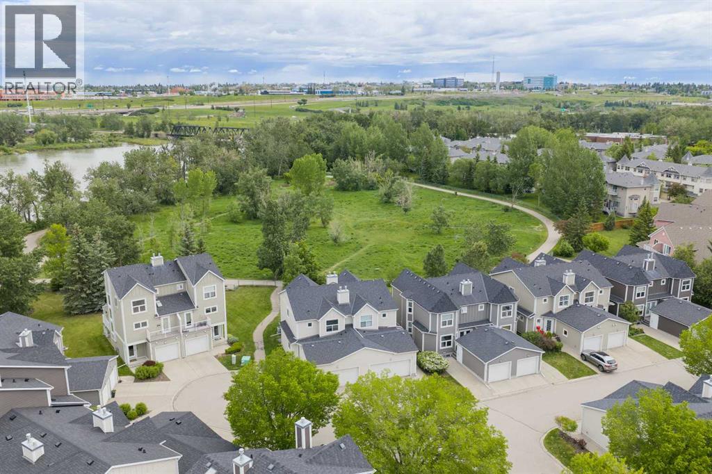 142 Inglewood Point SE, Calgary, Alberta  T2G 5K6 - Photo 3 - A2320007