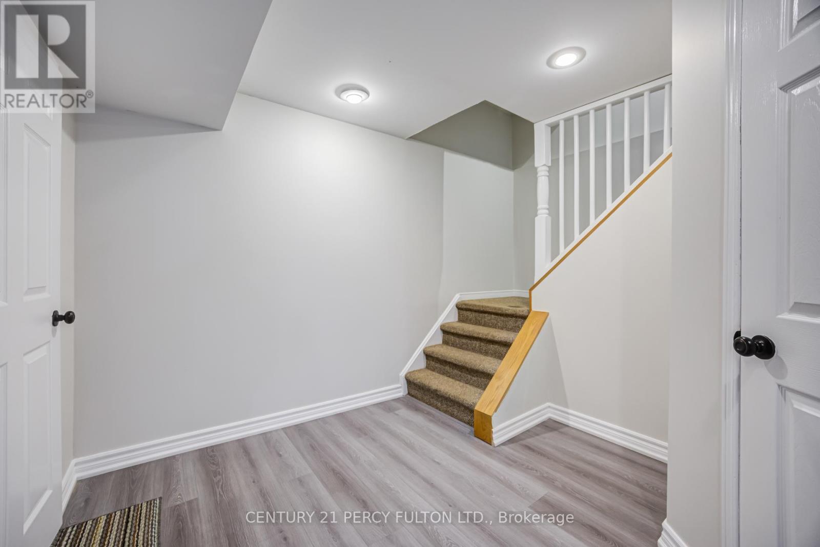 611 Chiron Crescent, Pickering, Ontario  L1V 4T5 - Photo 32 - E13468948