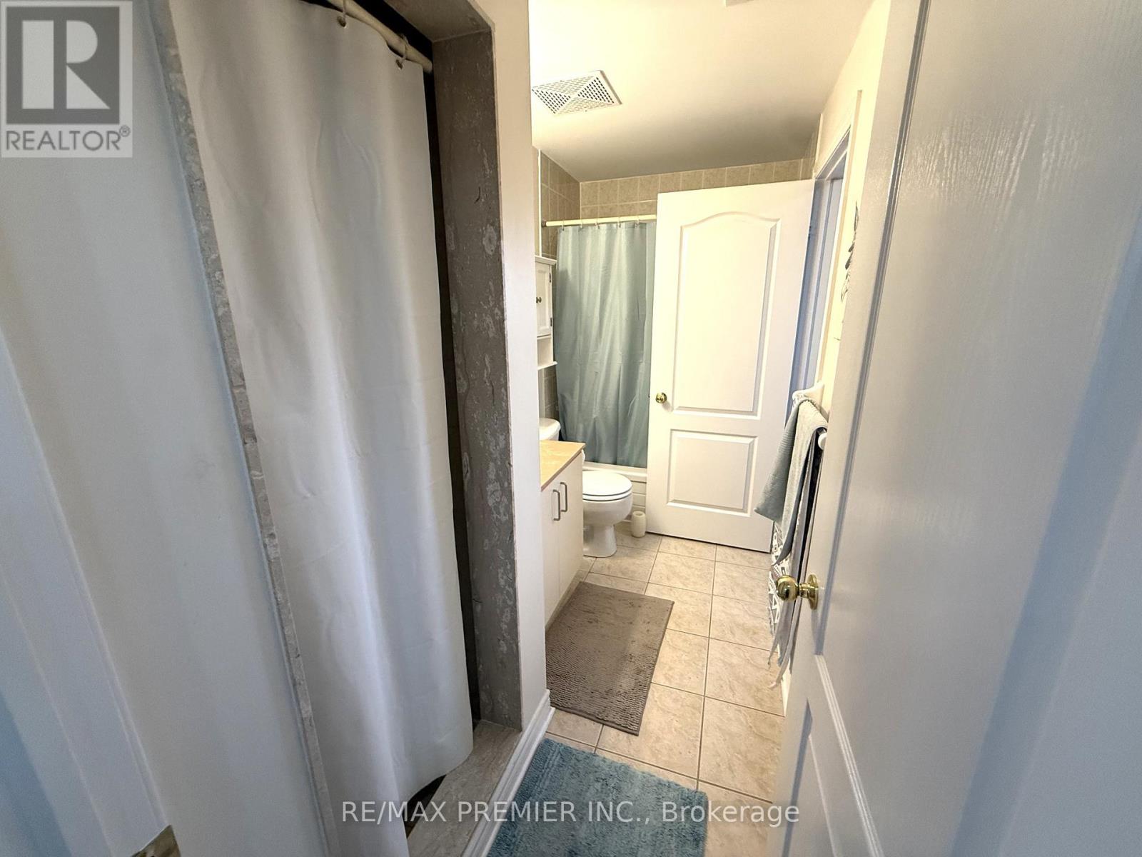 303 - 9944 Keele Street, Vaughan, Ontario  L6A 3Y4 - Photo 10 - N13468824