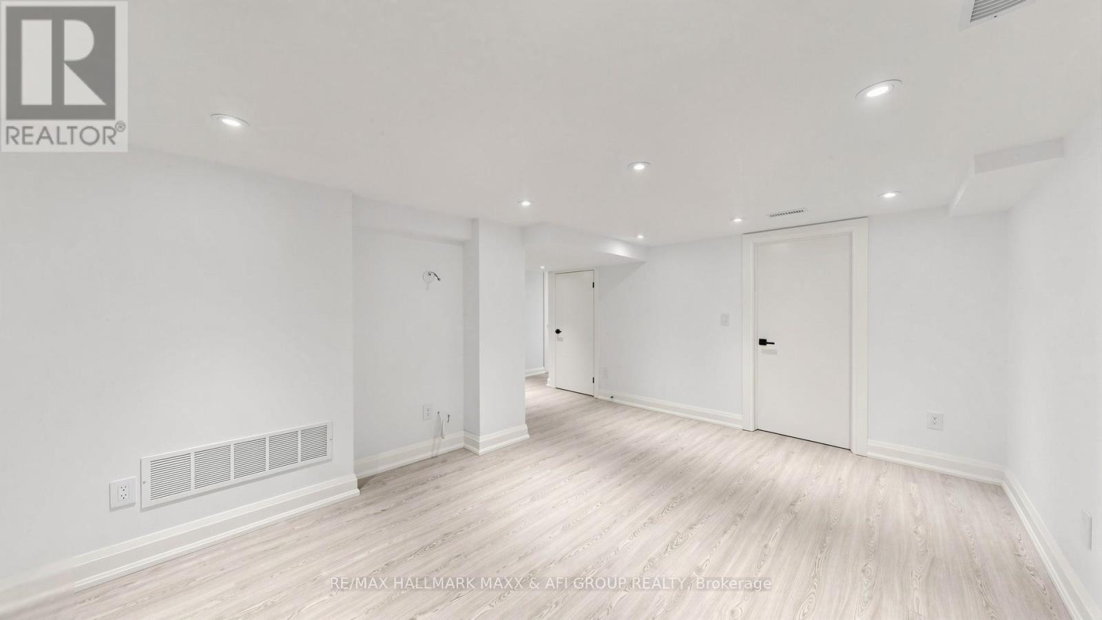 Basement - 103 Ruggles Avenue, Richmond Hill, Ontario  L4C 1Y1 - Photo 7 - N13468852