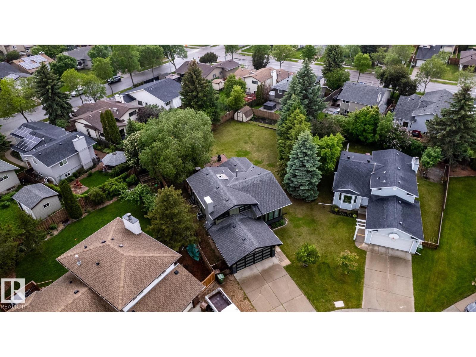 27 Danforth Cr, St. Albert, Alberta  T8N 4W8 - Photo 3 - E4494752