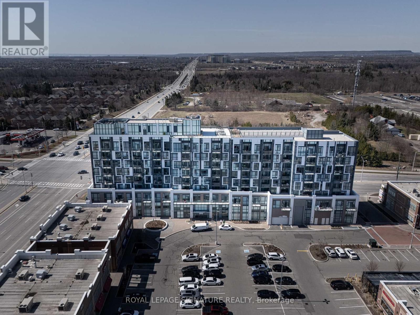 811 - 509 DUNDAS STREET W, Oakville, Ontario