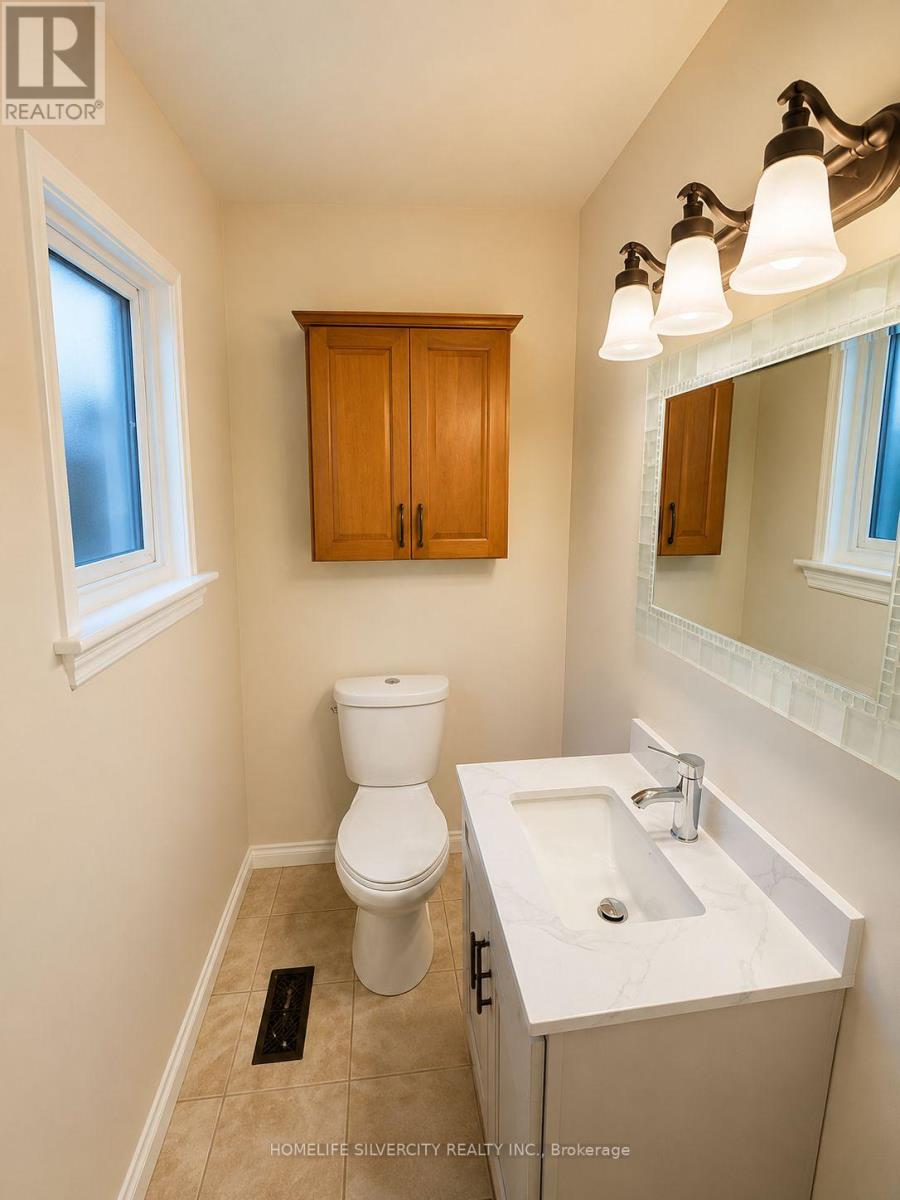 9 Hardwick Drive, Brampton, Ontario  L6W 2Z5 - Photo 14 - W13468902