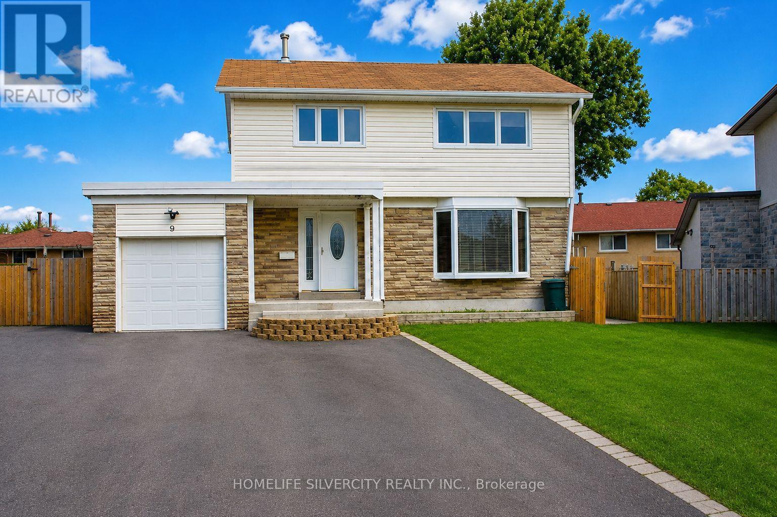 9 Hardwick Drive, Brampton, Ontario  L6W 2Z5 - Photo 2 - W13468902