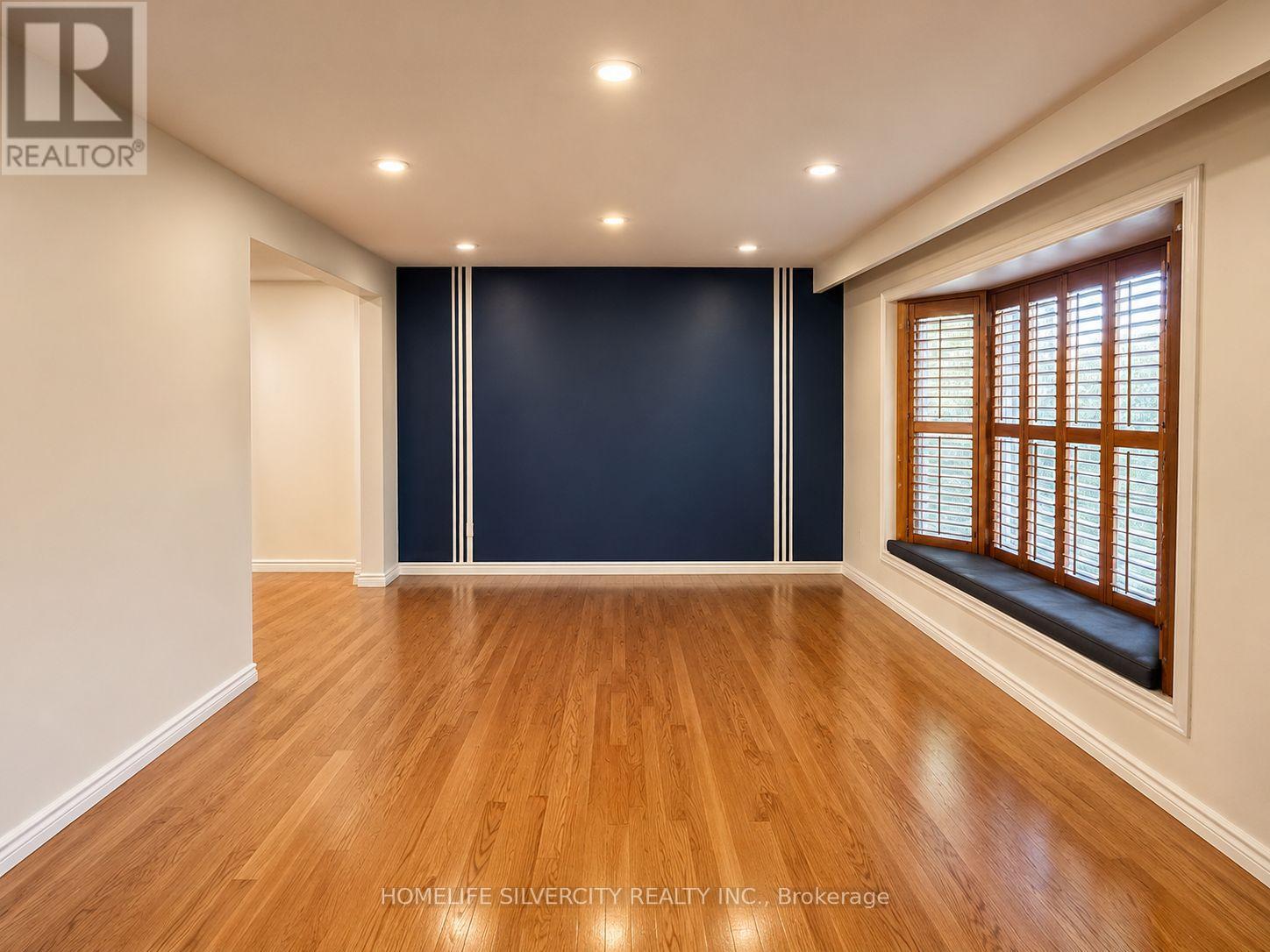 9 Hardwick Drive, Brampton, Ontario  L6W 2Z5 - Photo 6 - W13468902