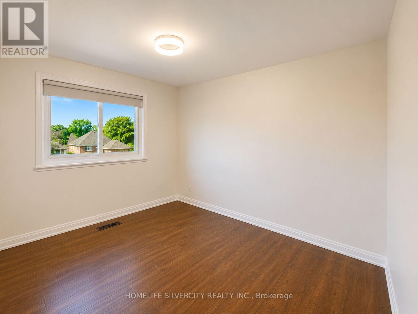 9 Hardwick Drive, Brampton, Ontario  L6W 2Z5 - Photo 9 - W13468902