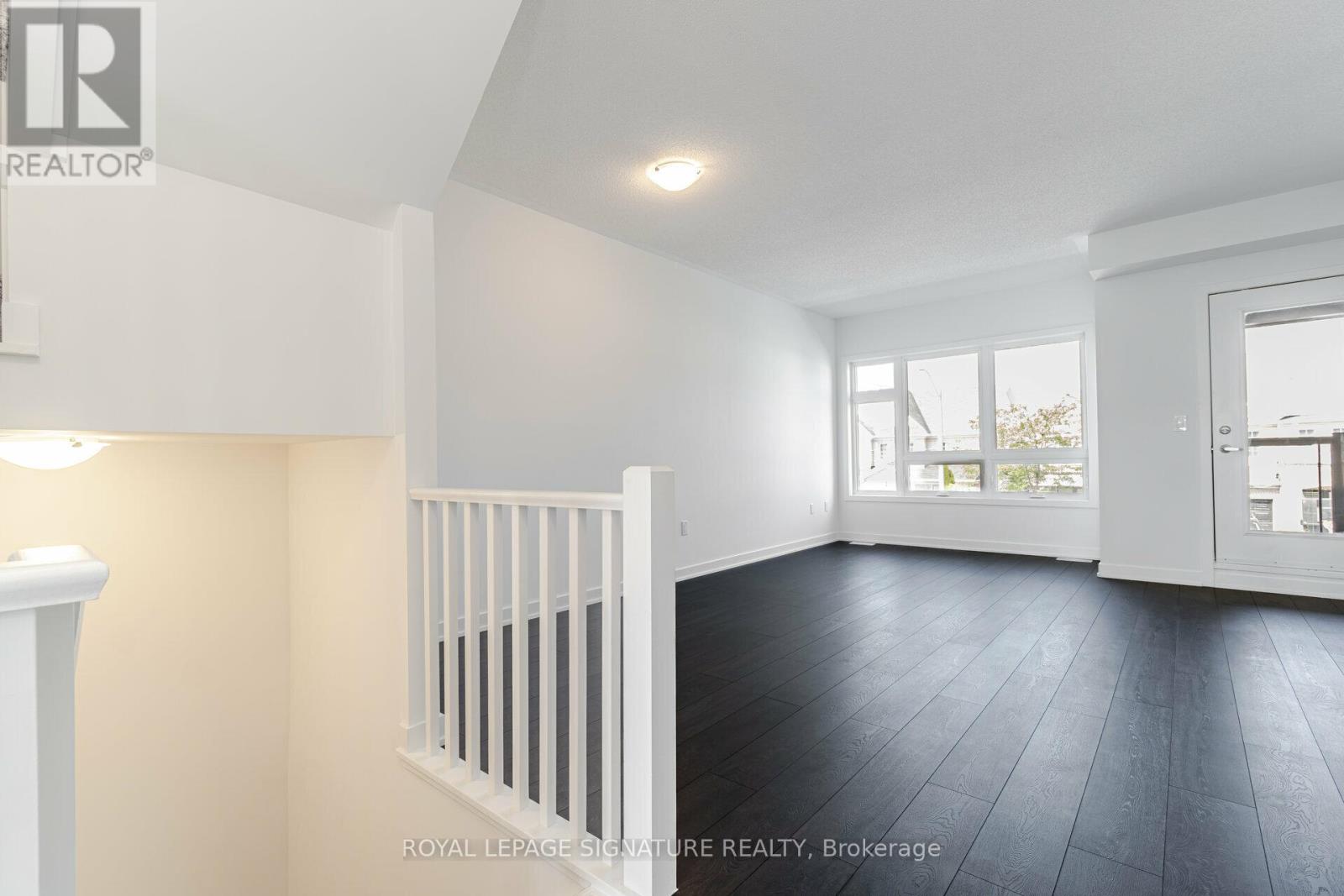 4886 Valera Road, Burlington, Ontario  L7M 2A9 - Photo 11 - W13468944