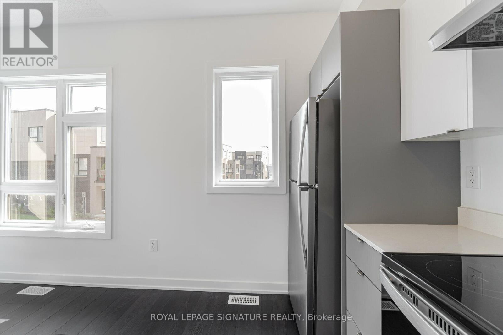 4886 Valera Road, Burlington, Ontario  L7M 2A9 - Photo 24 - W13468944