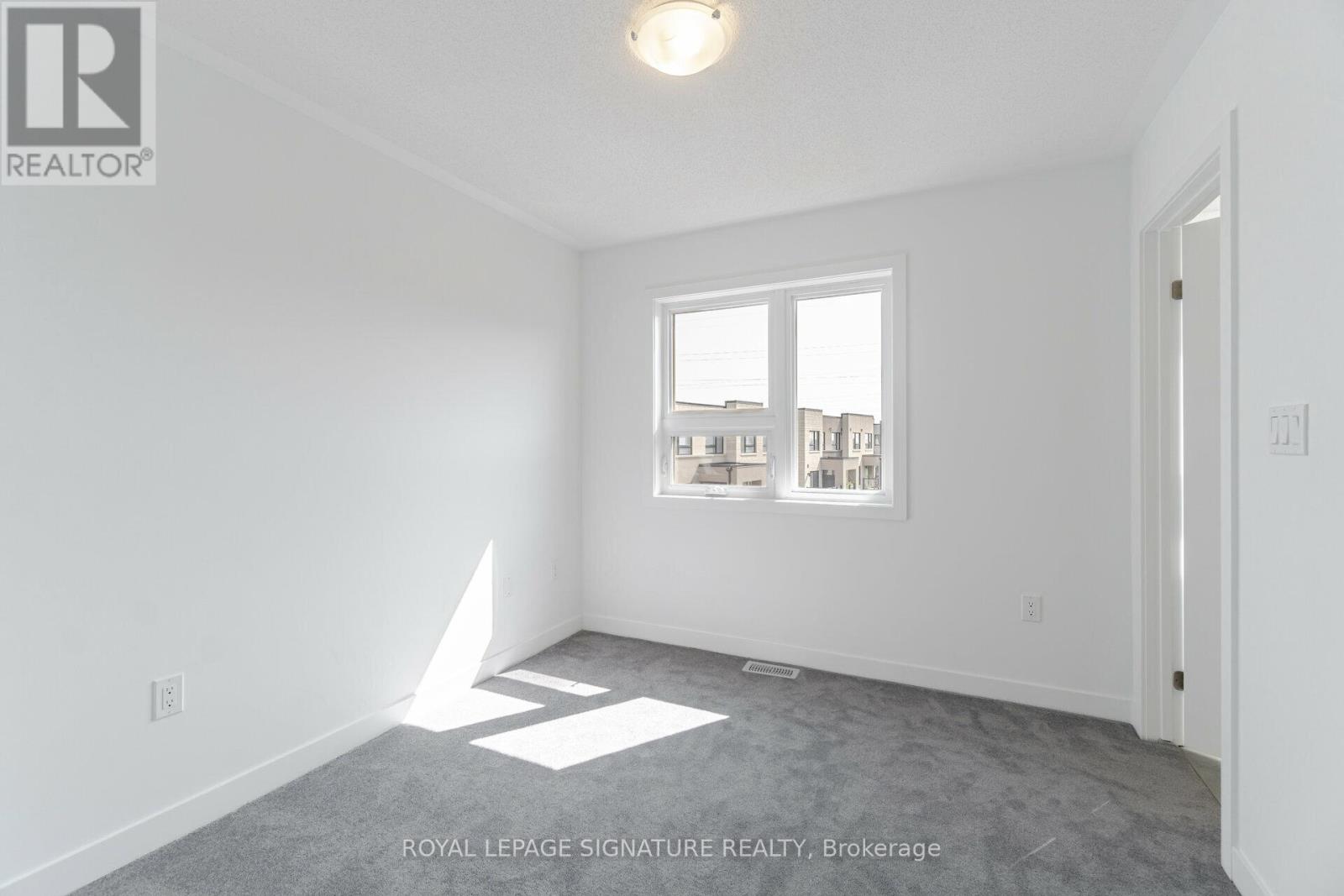 4886 Valera Road, Burlington, Ontario  L7M 2A9 - Photo 37 - W13468944