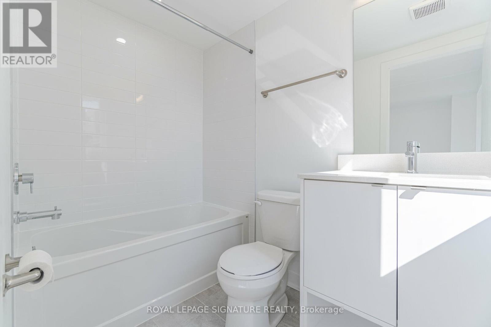 4886 Valera Road, Burlington, Ontario  L7M 2A9 - Photo 8 - W13468944
