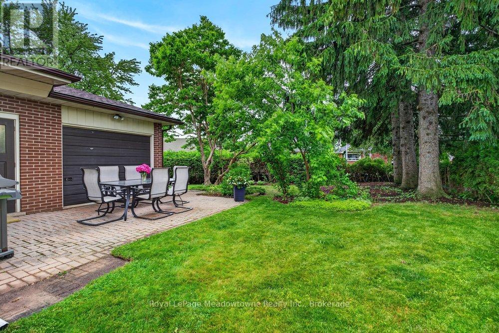 119 Elizabeth Drive, Halton Hills, Ontario  L7J 1B6 - Photo 39 - W13468976