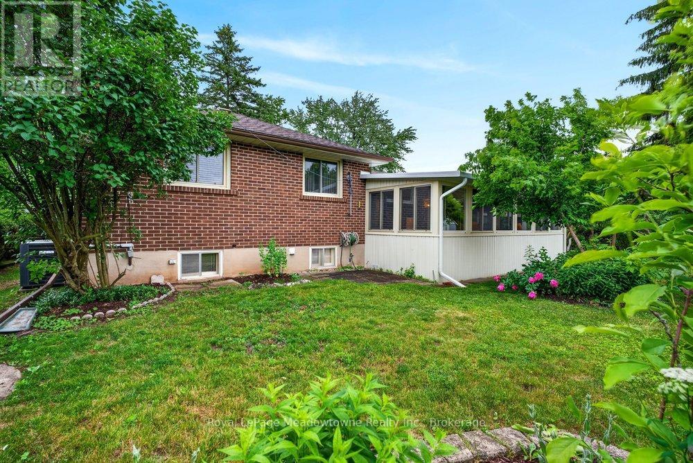 119 Elizabeth Drive, Halton Hills, Ontario  L7J 1B6 - Photo 42 - W13468976