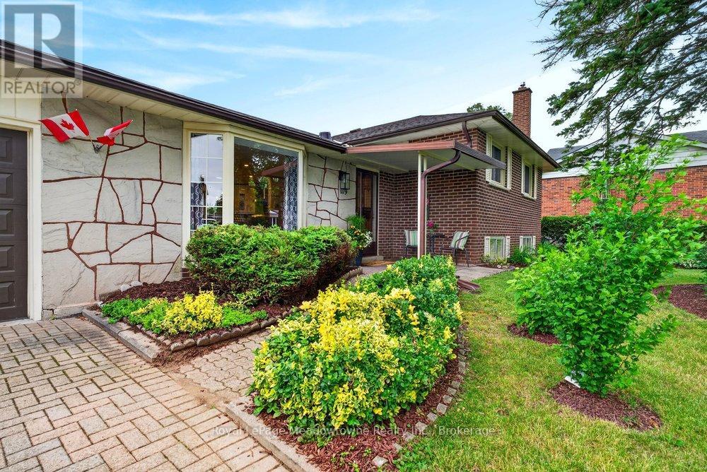 119 Elizabeth Drive, Halton Hills, Ontario  L7J 1B6 - Photo 5 - W13468976