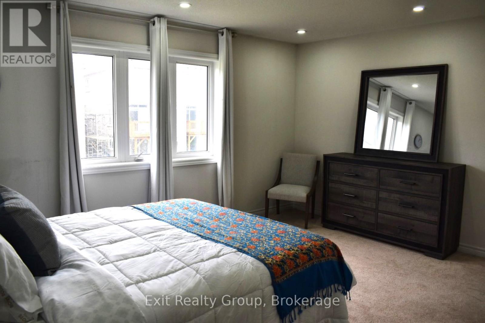 1857 Fosterbrook Street, Oshawa, Ontario  L1K 3G5 - Photo 12 - E13468992