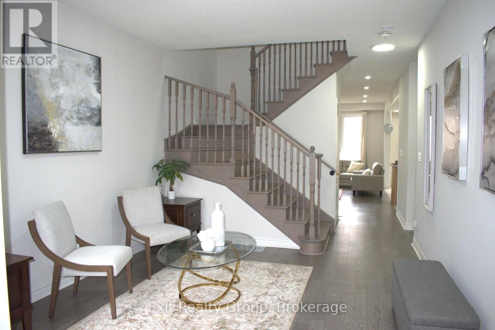 1857 Fosterbrook Street, Oshawa, Ontario  L1K 3G5 - Photo 3 - E13468992