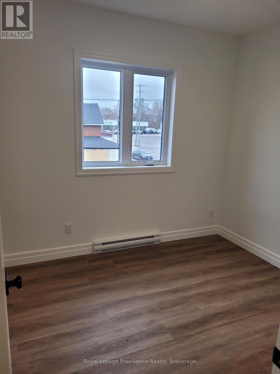 3 - 15 Bay Street, Quinte West, Ontario  K8V 1H2 - Photo 9 - X13468980