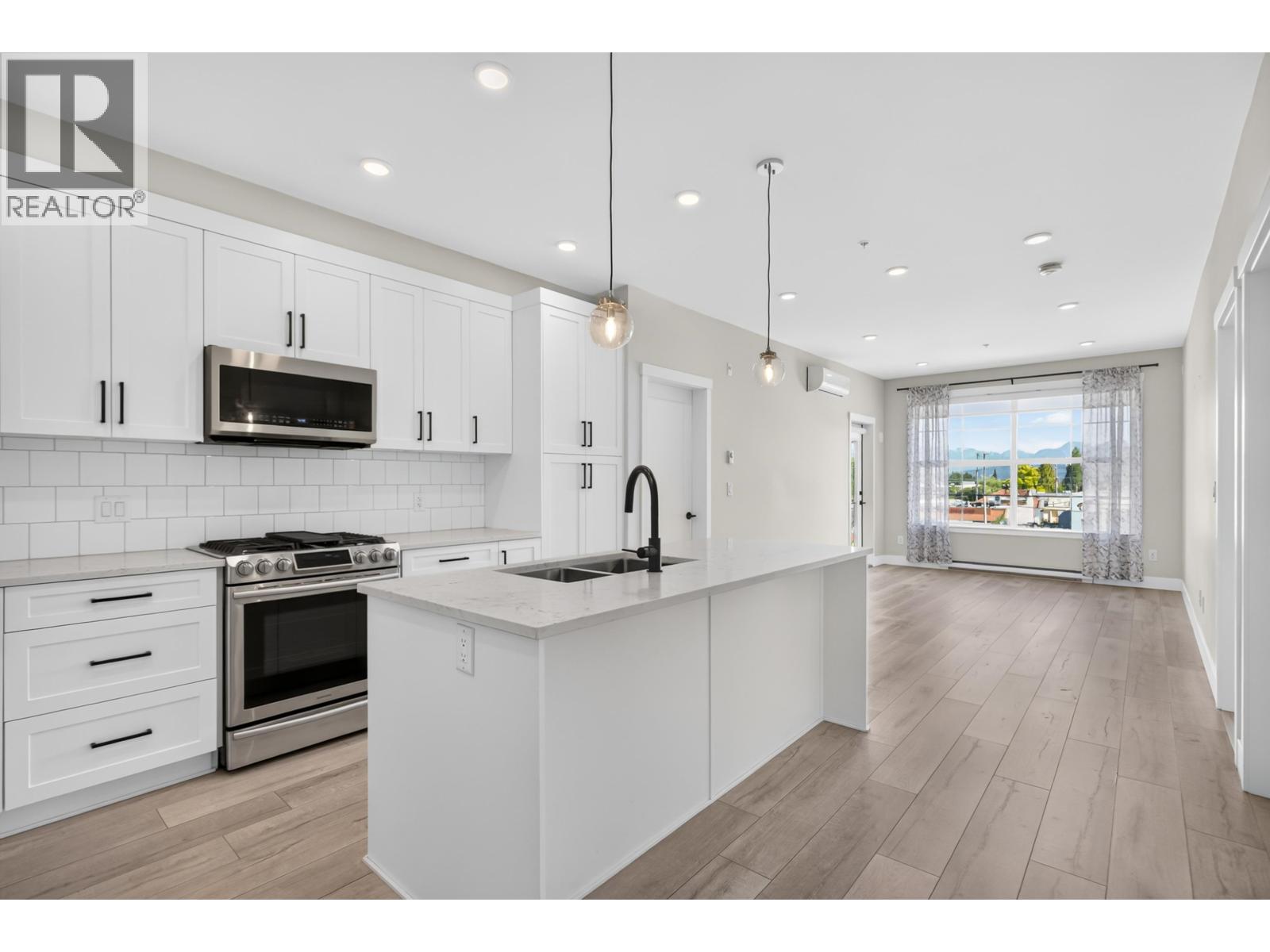 302 11893 227 Street, Maple Ridge, British Columbia  V2X 6H9 - Photo 5 - R3137821