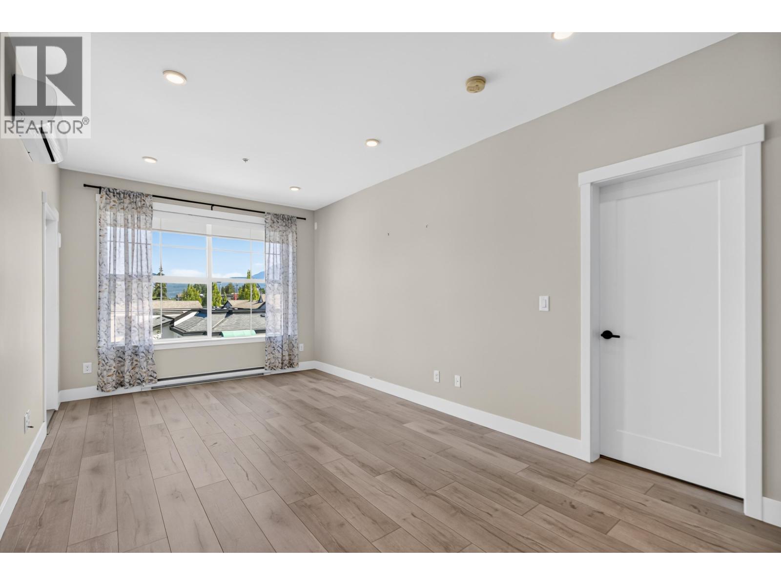 302 11893 227 Street, Maple Ridge, British Columbia  V2X 6H9 - Photo 13 - R3137821
