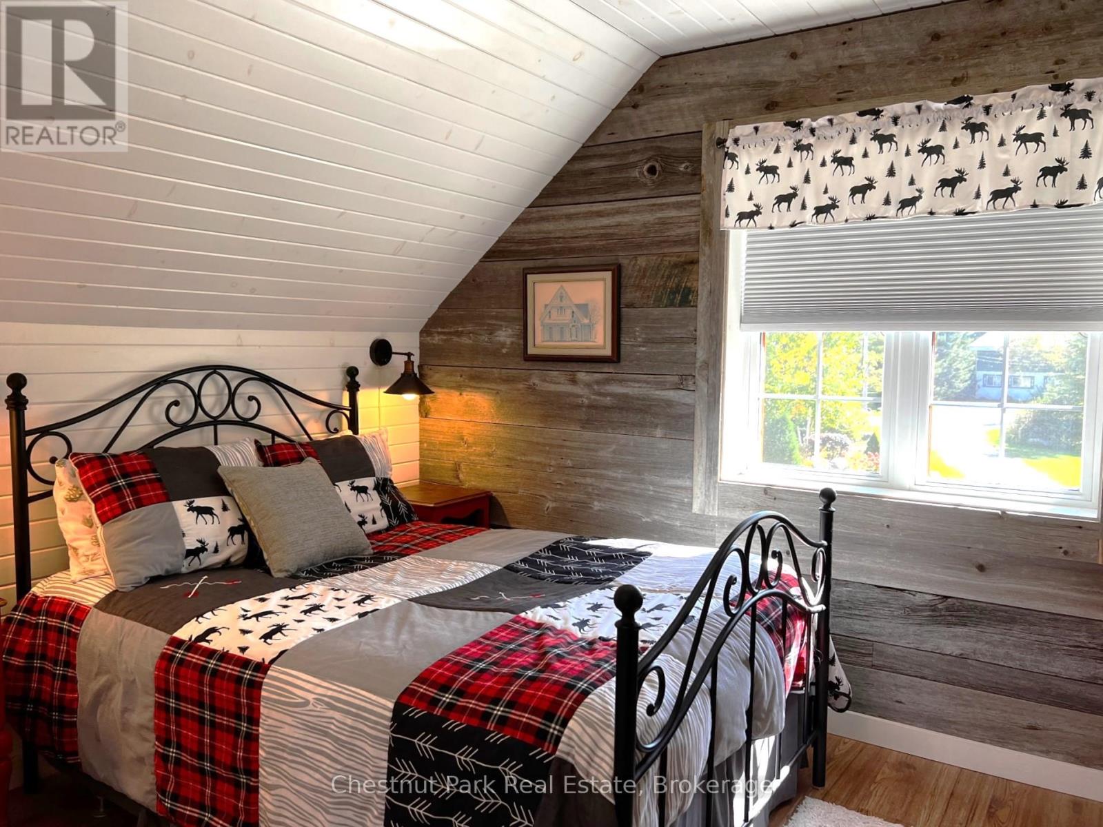 115 Tyrolean Lane, Blue Mountains, Ontario  L9Y 0N7 - Photo 18 - X13468990