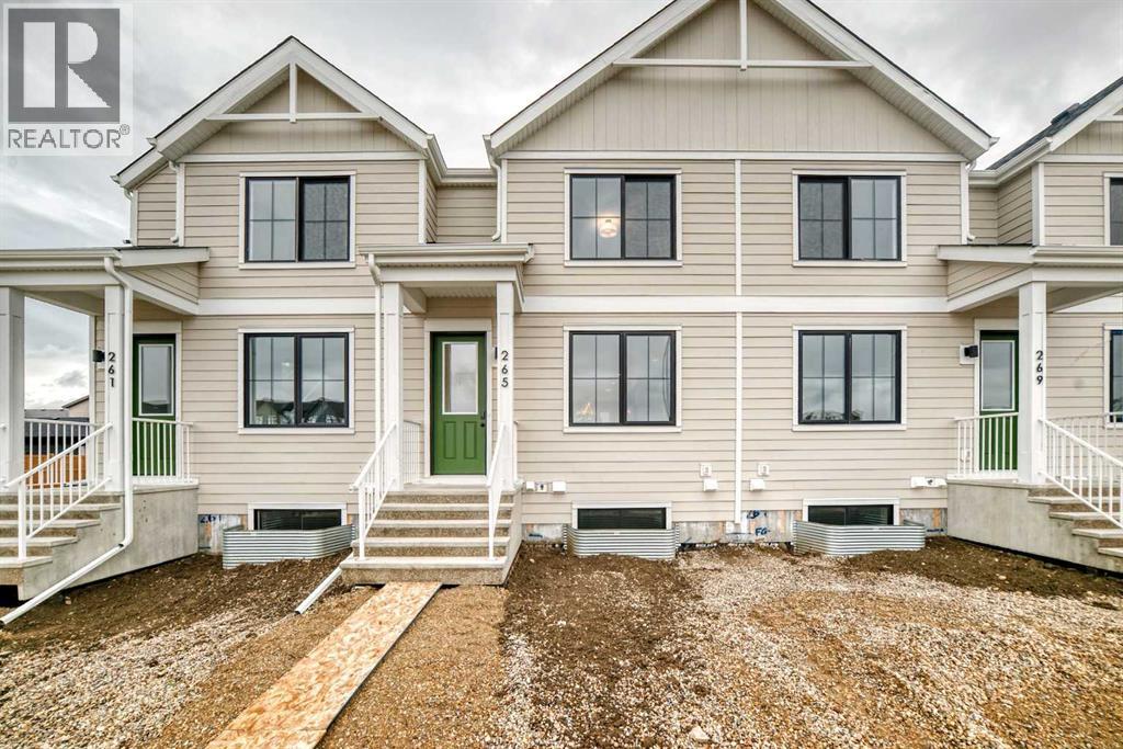 265 Heirloom Way SE, Calgary, Alberta