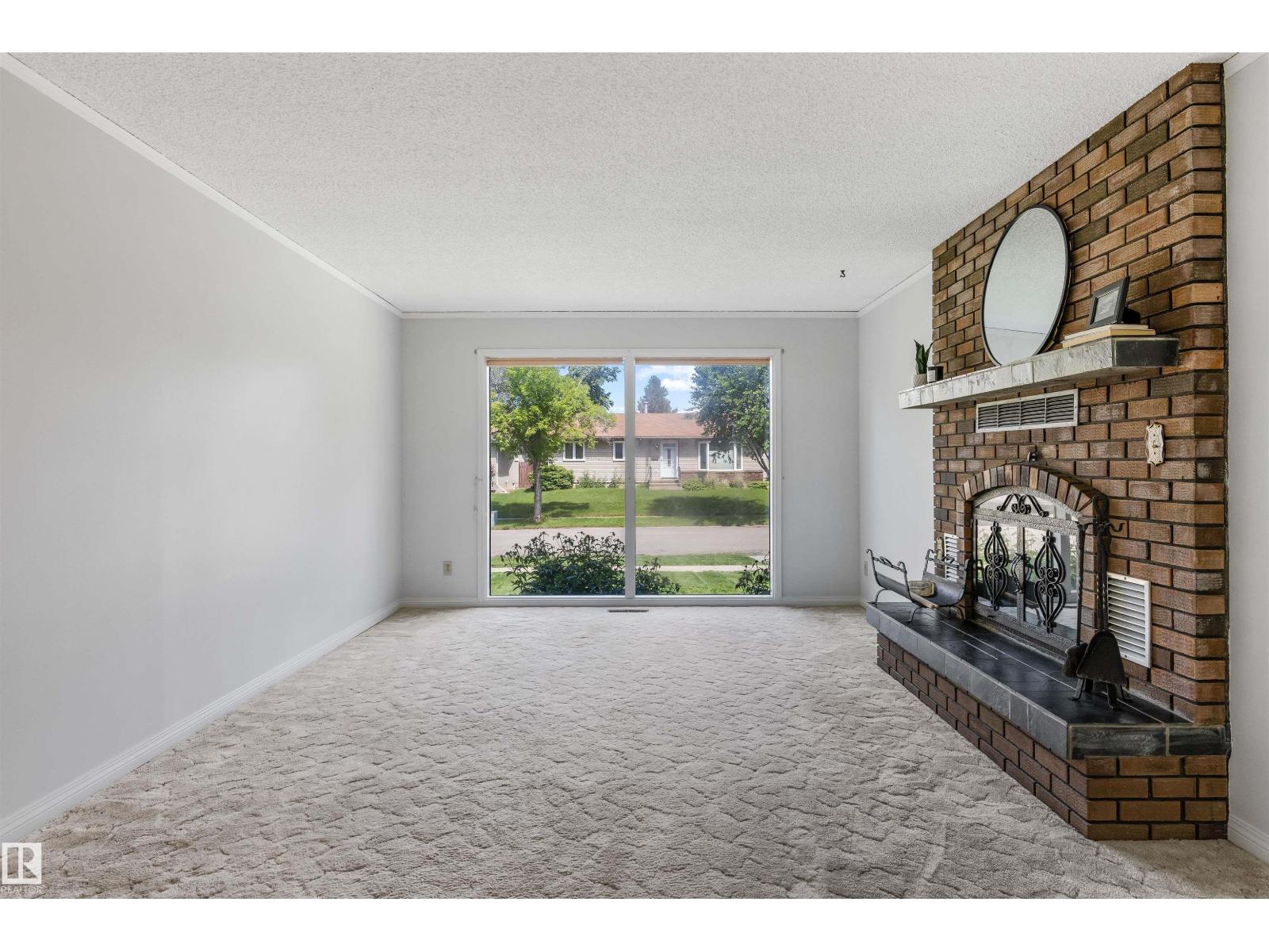 37 Leon Pl, St. Albert, Alberta  T8N 1X6 - Photo 4 - E4494753