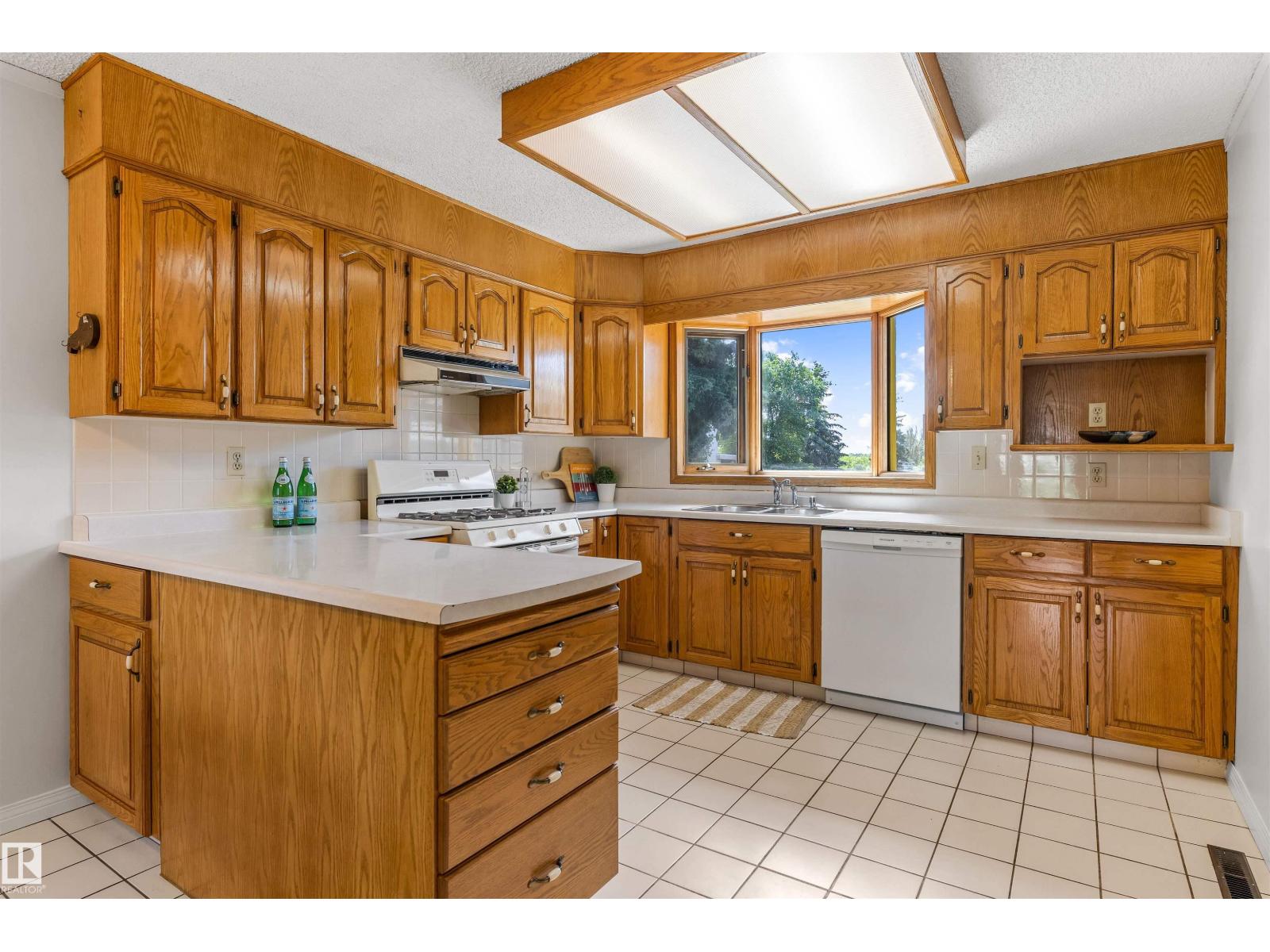 37 Leon Pl, St. Albert, Alberta  T8N 1X6 - Photo 8 - E4494753