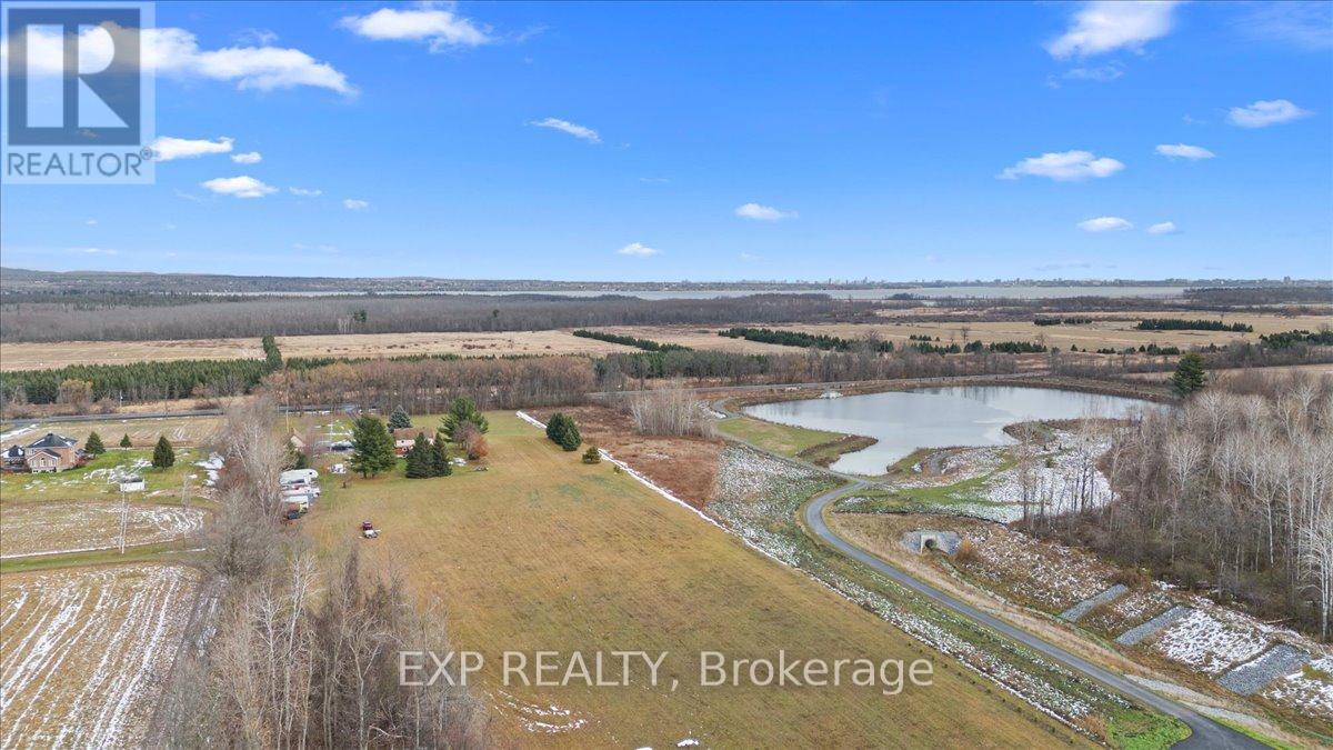 1355 March Valley Road, Ottawa, Ontario K2K 3K3 - Photo 2 - X13469004