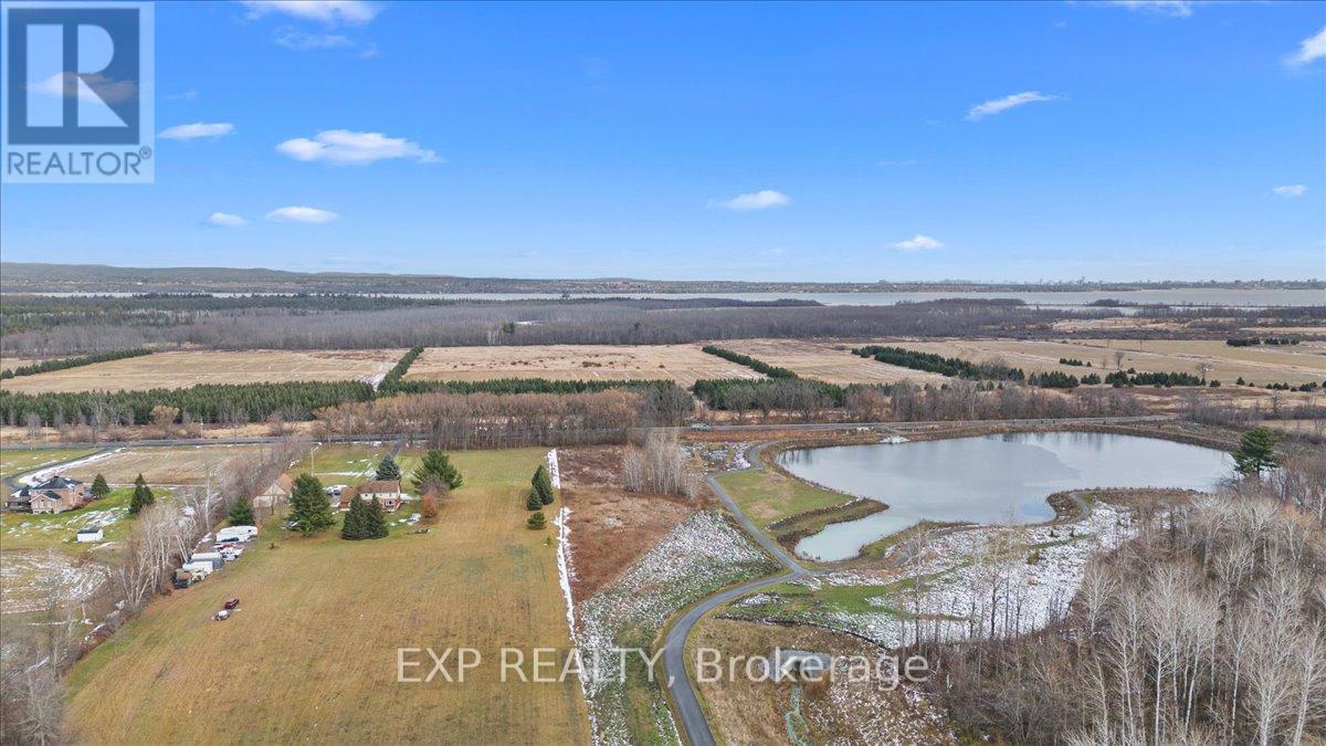 1355 March Valley Road, Ottawa, Ontario K2K 3K3 - Photo 3 - X13469004