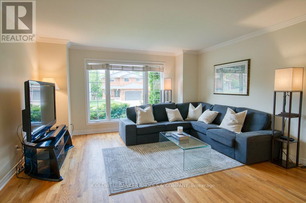 1349 Gaultois Avenue, Ottawa, Ontario K1C 6G5 - Photo 2 - X13469012
