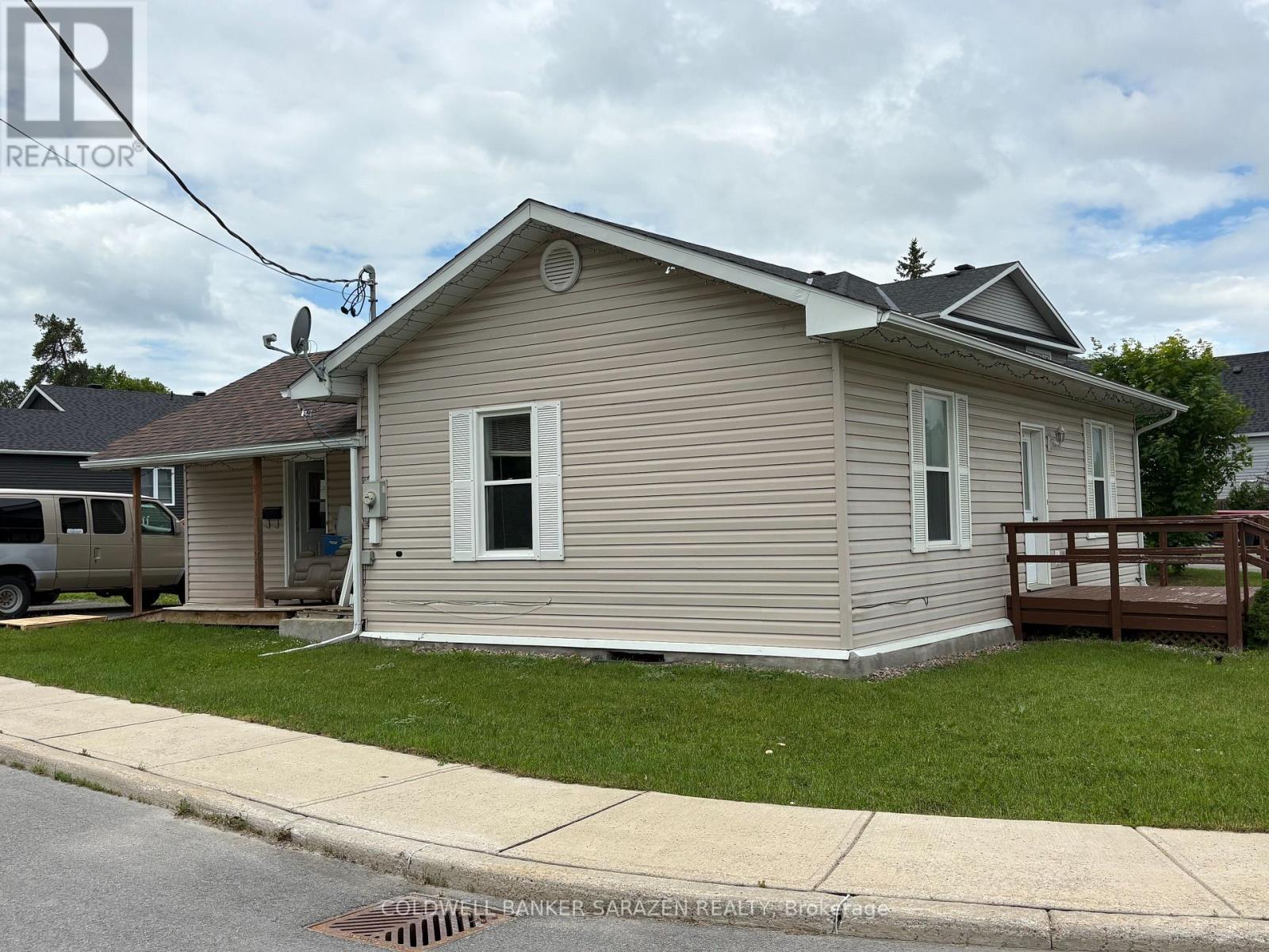 5 Norma Street S, Arnprior, Ontario K7S 3B2 - Photo 2 - X13469144